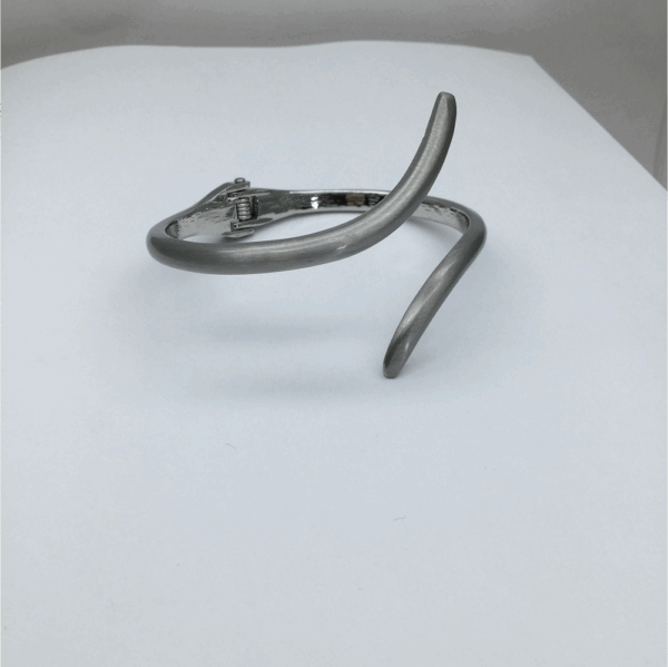 Gold Curve End Hinge bangle