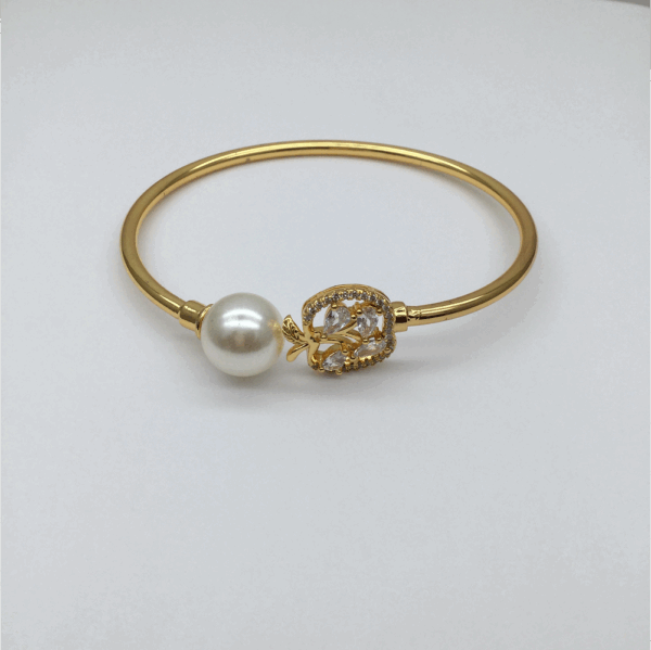 Gold  Open Rose Diamante Pearl Tip Bangle