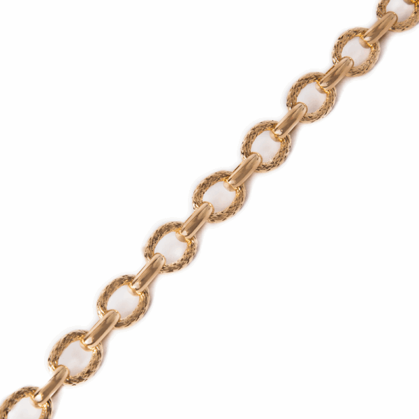 Gold Closed Chain Link Bracelet - Image 3