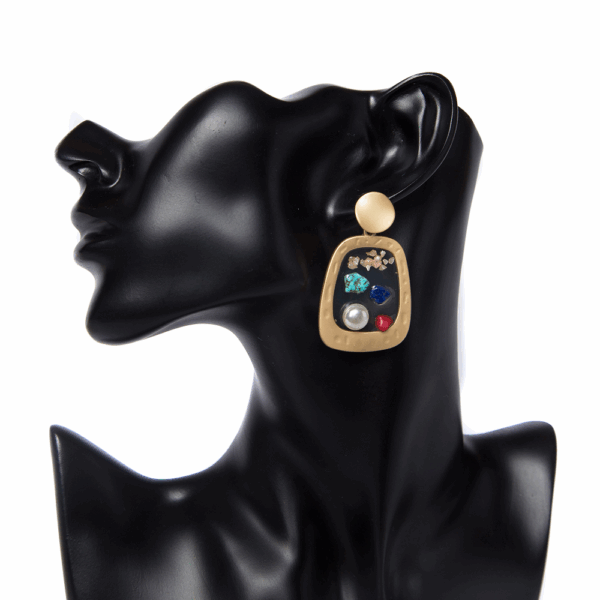 Gold Geometric Gem paste Earring - Image 2