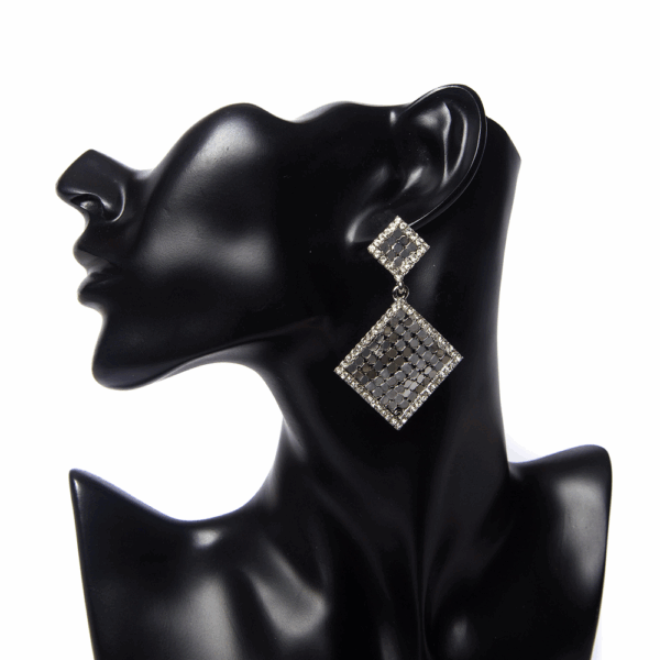 Gold Mesh Square Drop Earring - Image 5