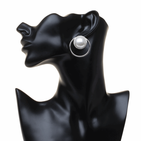 Gold Ringed Pearl Earrings - Image 5